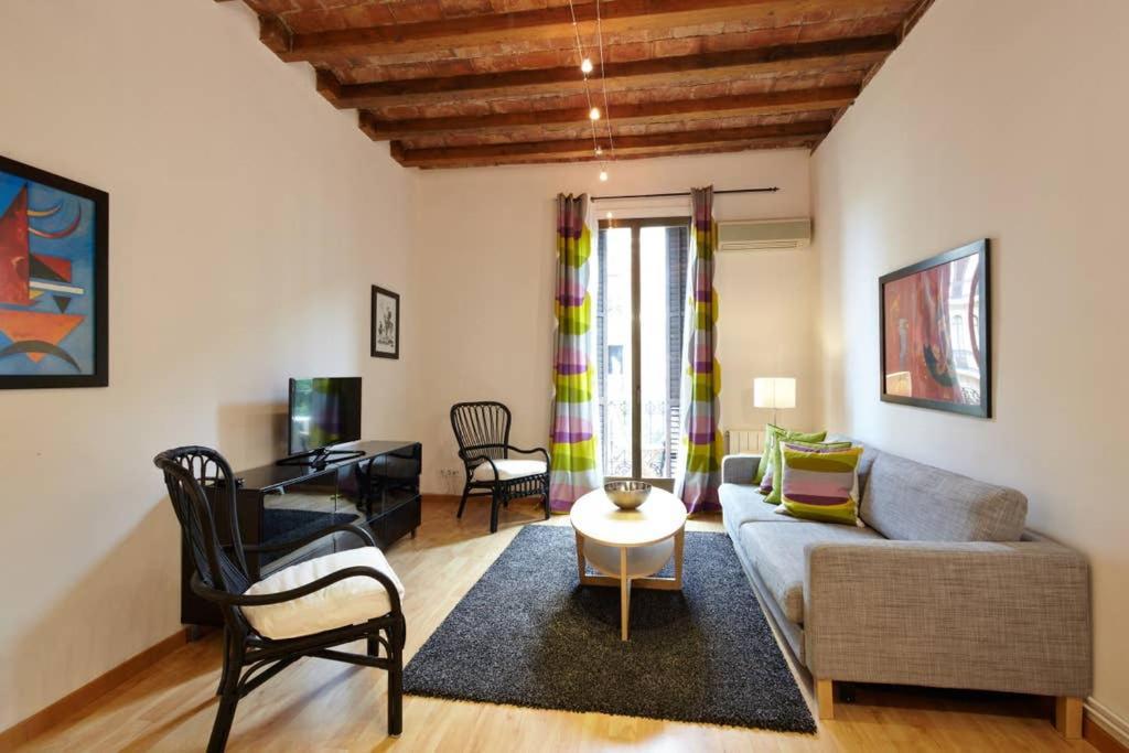 Beautiful Apartment In Eixample Барселона Екстериор снимка